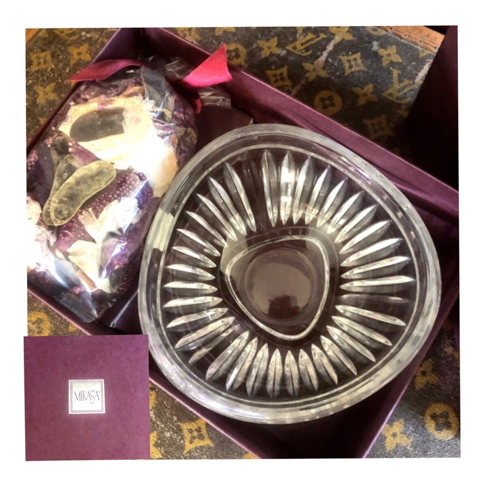 MIKASA Cimarron Crystal Bowl  & Potpourri Box Gift